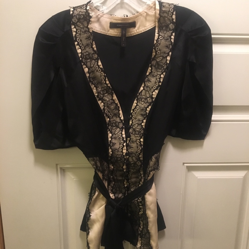 BCBGMAXAZRIA black & cream w/ lace detail silk top
